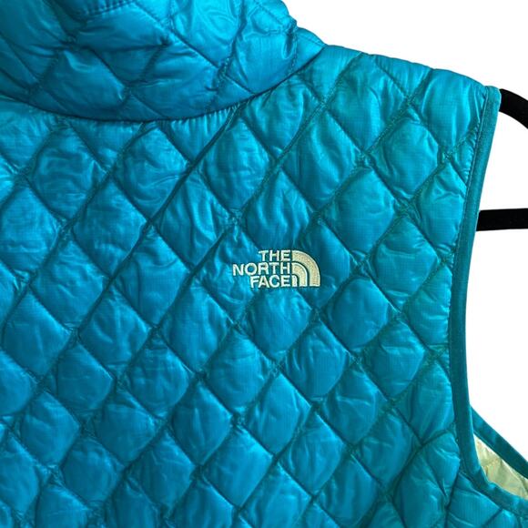 The North Face Thermoball Insulated Quilted Puffer Vest Turquoise Size Small - Picture 7 of 9